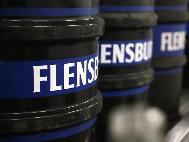 Fässer der Flensburger Brauerei aus der Fassabfüllung.