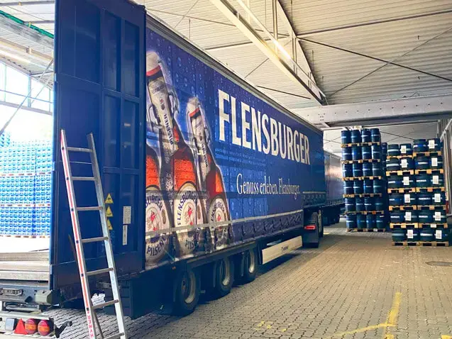 LKW-Verladung bei Flensburger.